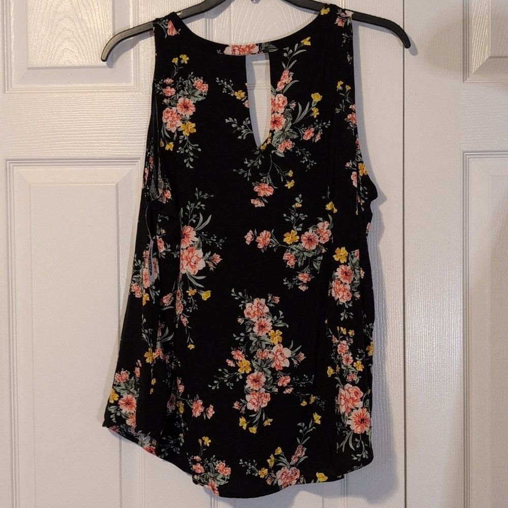 Old Navy Black Sleeveless Floral Dress Top With Back Keyhole NWT - Picture 6 of 6